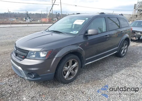 2017 Dodge Journey Crossroad Plus z USA, uszkodzony, nr VIN 3C4PDCGGXHT553986